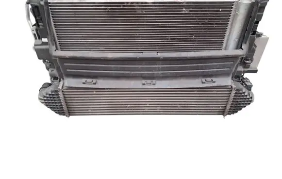 Volvo V40 Radiator set BV619L440BE 0911121655 Y3401005