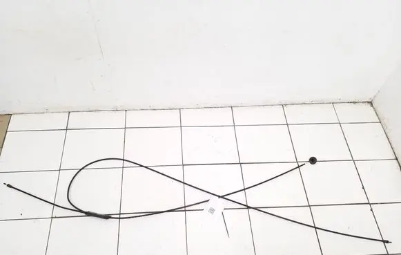 Mercedes-Benz R W251 Engine bonnet/hood lock release cable A2518800159