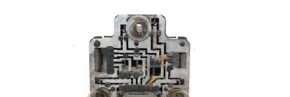 Volkswagen Transporter - Caravelle T4 Tail light bulb cover holder 701945257