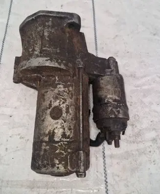 Mitsubishi Pajero Starter motor