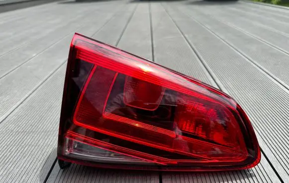 Volkswagen Golf VII Tailgate rear/tail lights 5G0945093AE ML900521180539 L90052118