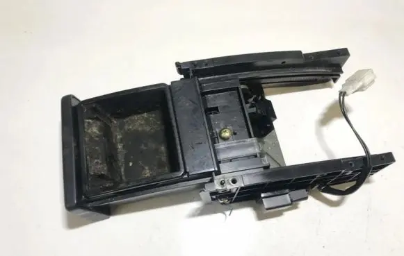 Car ashtray