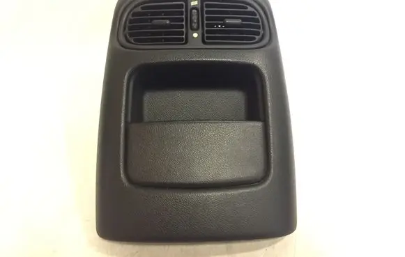 Rear air vent grill