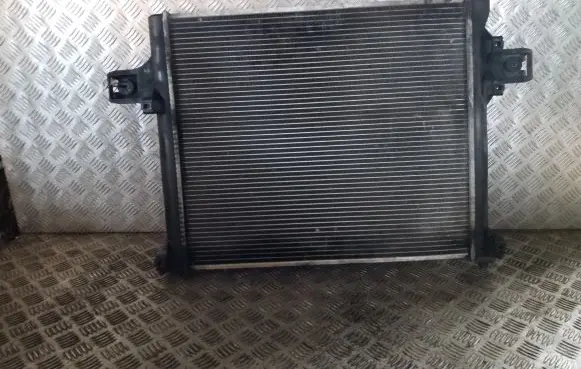 Jeep Grand Cherokee (WK) Coolant radiator