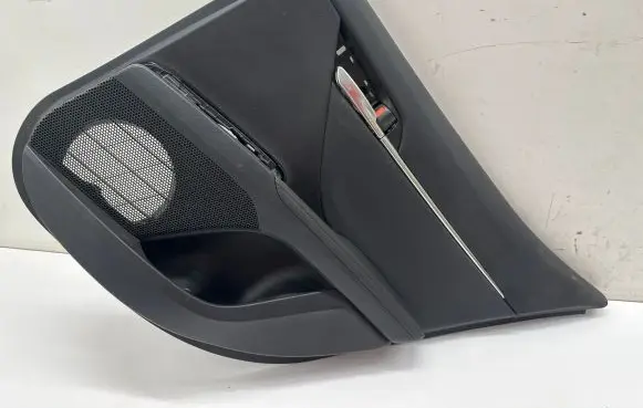 Toyota Camry VIII XV70 Rear door card panel trim