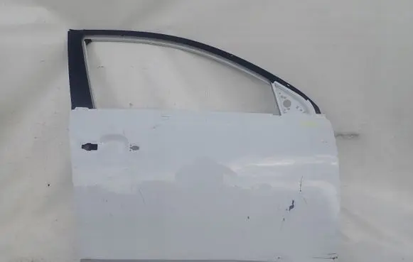 KIA Sportage Front door