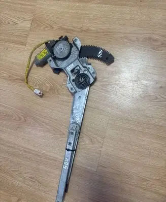 Hyundai Matrix Front door window regulator with motor 9881017100