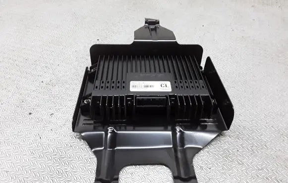 Mazda 6 Sound amplifier GM1B6692X