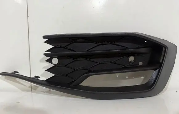Seat Leon (5F) Front bumper lower grill 5fa853666c