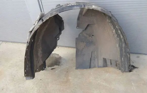 Nissan Qashqai Front arch trim