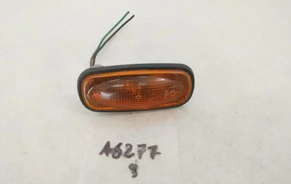 Land Rover Freelander Front fender indicator light