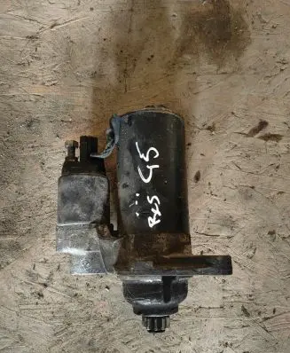 Volkswagen Golf V Starter motor