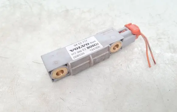 Volvo XC70 Airbag deployment crash/impact sensor 9452777