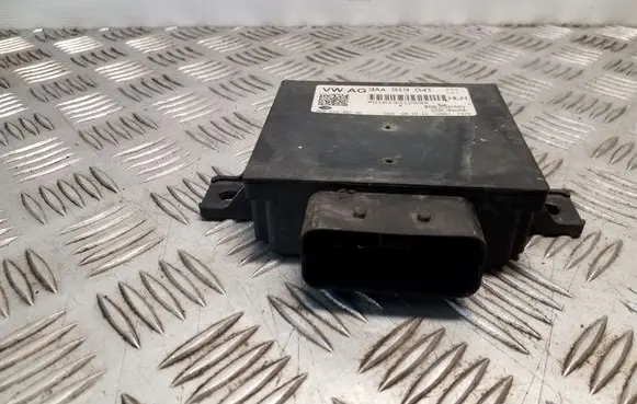 Volkswagen PASSAT B7 Power management control unit 3AA919041