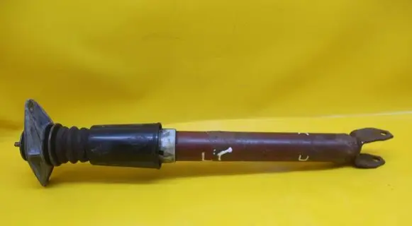 Audi A8 S8 D2 4D Rear shock absorber/damper 4D0513031M