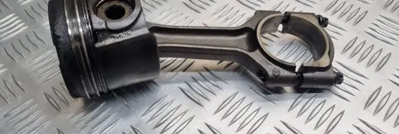 Opel Vectra C Piston with connecting rod