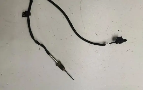 Exhaust gas temperature sensor