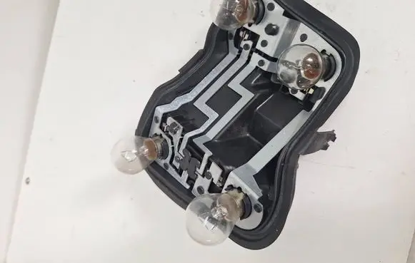 Audi A4 S4 B7 8E 8H Tail light bulb cover holder 965083