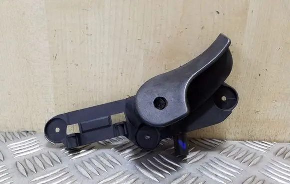 BMW X3 E83 Engine bonnet (hood) release handle 51233449416 3449416 8223164
