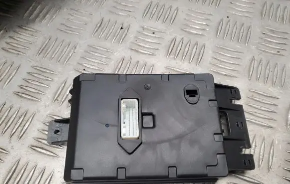 Dodge Challenger Air conditioning/heating control unit 68199429AD