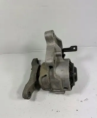 Ford S-MAX Engine mount bracket