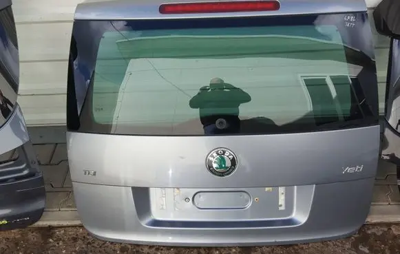 Skoda Yeti (5L) Truck tailgate 