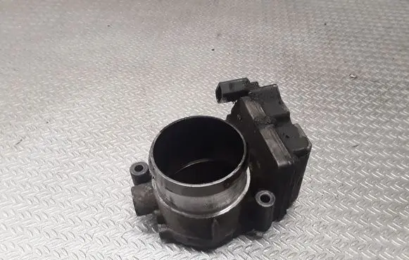 KIA Carens II Throttle valve 3510027410