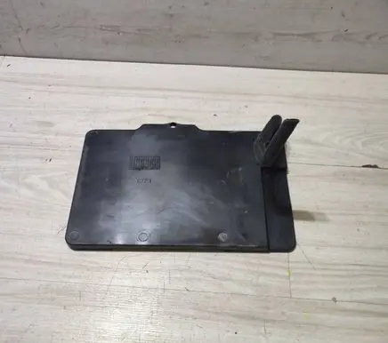 Fiat 500X Battery tray 