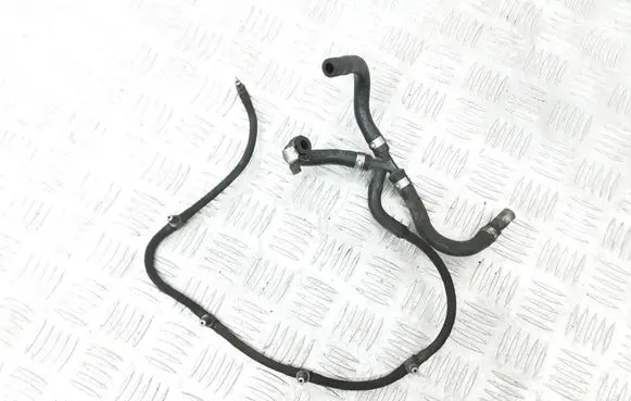 Volvo V70 Fuel return line/hose 30757521
