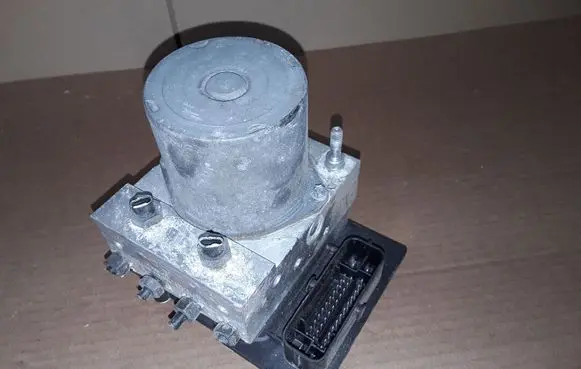 Audi A4 S4 B7 8E 8H ABS Pump 8E0614517BH 0265234333 0265950473
