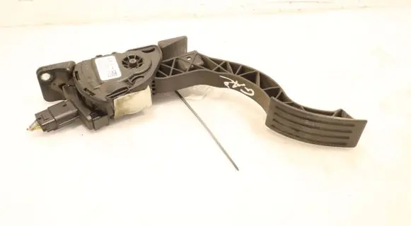 Ford Focus Accelerator throttle pedal