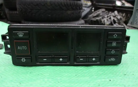 Audi A3 S3 8L Climate control unit 8L0820043D