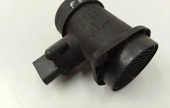Opel Frontera B Mass air flow meter 0281002216