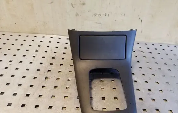 Toyota Avensis T250 Gear shifter surround trim plastic