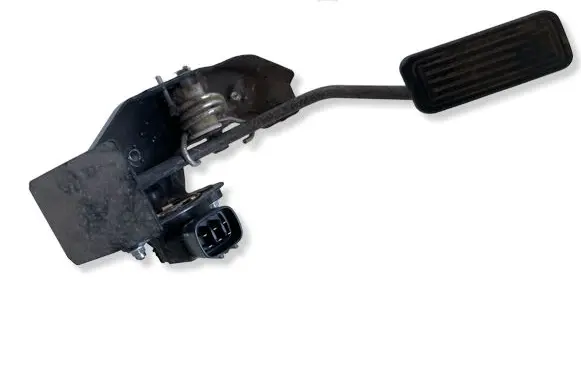 Toyota Corolla Verso AR10 Accelerator throttle pedal 8928152021 1983003041 04J23