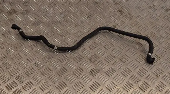 BMW 5 G30 G31 Engine coolant pipe/hose 8602600