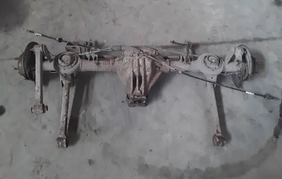 Dodge Nitro Rear axle beam with reductor 52114728AB