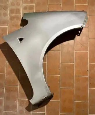 Mitsubishi Colt Fender
