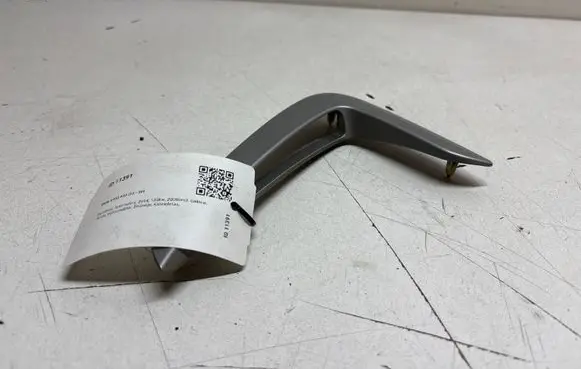 BMW 4 F32 F33 Fender trim (molding) 62411810