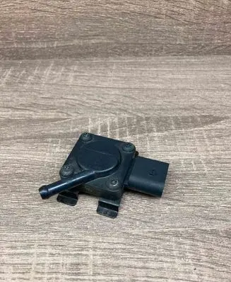 BMW 5 E60 E61 Air pressure sensor 778921901