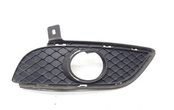 Mercedes-Benz B W246 W242 Front bumper lower grill A2468851322