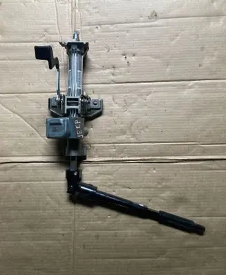 Jeep Grand Cherokee (WK) Steering wheel axle 05057278AB 50000728402 33521101