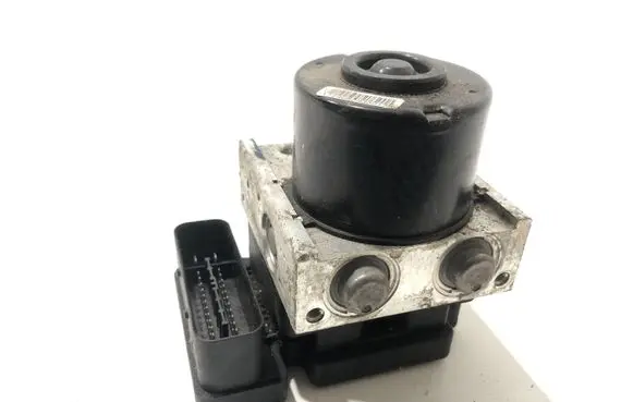 Ford Focus ABS Pump 3M512M110JA