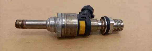 Porsche Cayenne (92A) Fuel injector 94811012871 103507511 1012430619