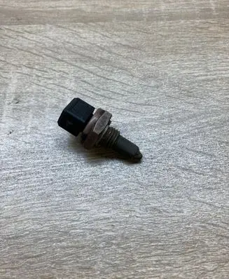 BMW 3 E46 Coolant temperature sensor 1433076
