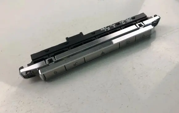 Jaguar XF X250 Other switches/knobs/shifts 8X2311B650AB