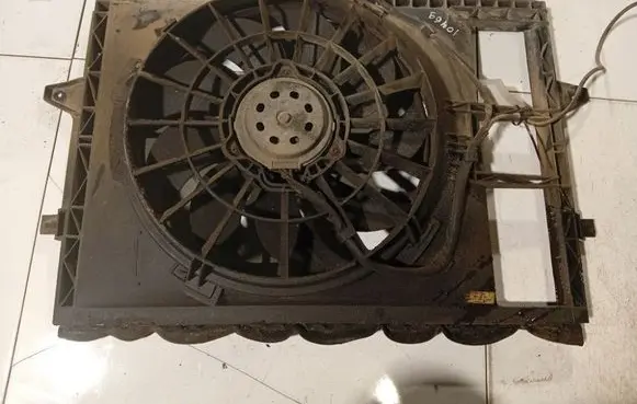 Citroen Jumpy Radiator cooling fan shroud 