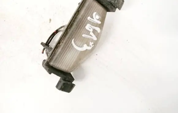 Mazda 3 I Number plate light e110433 p3664
