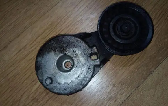 Buick Regal Generator/alternator belt tensioner 12563083