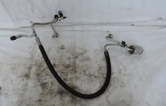 Ford Fusion II Air conditioning (A/C) pipe/hose DG9H19N601DB